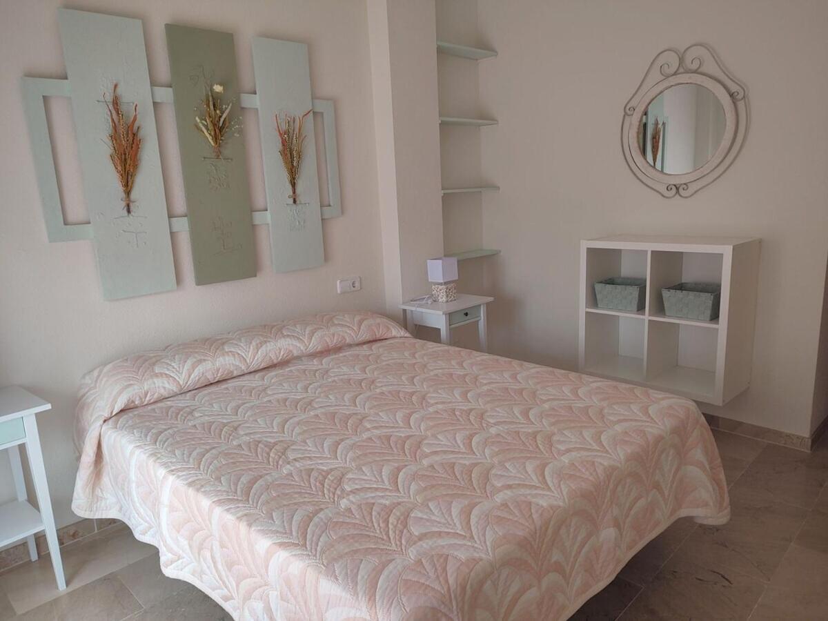 Apartamento Con Piscina Casares Exteriör bild