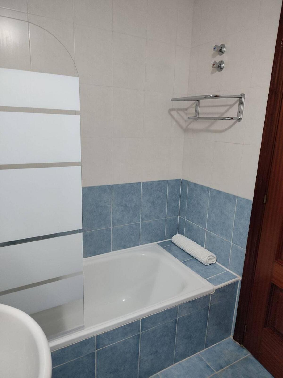 Apartamento Con Piscina Casares Exteriör bild