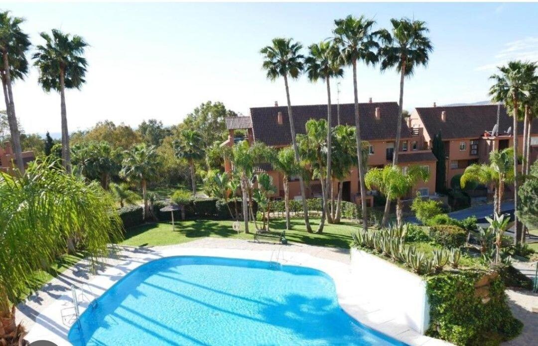 Apartamento Con Piscina Casares Exteriör bild
